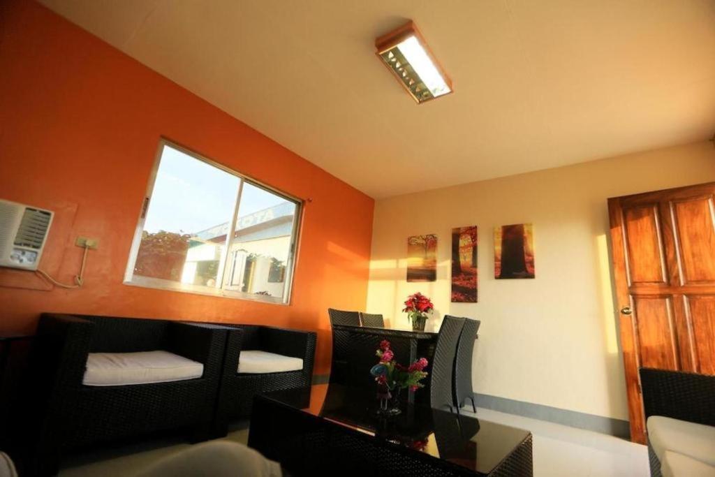 Aerostop Hotel & Restaurant Plaridel  Zewnętrze zdjęcie