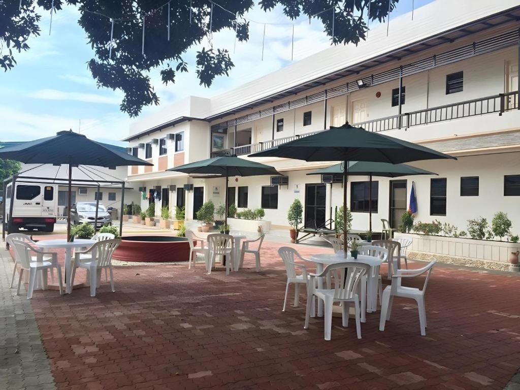 Aerostop Hotel & Restaurant Plaridel  Zewnętrze zdjęcie
